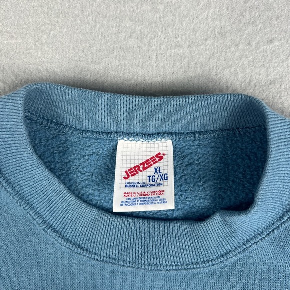 VTG Suttons Bay Michigan Vacation Sweatshirt Fits Large Flower Embroidered 1990s - Picture 3 of 8